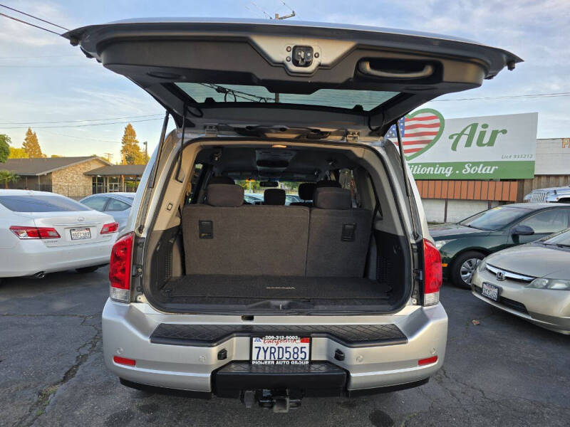 2015 Nissan Armada SV