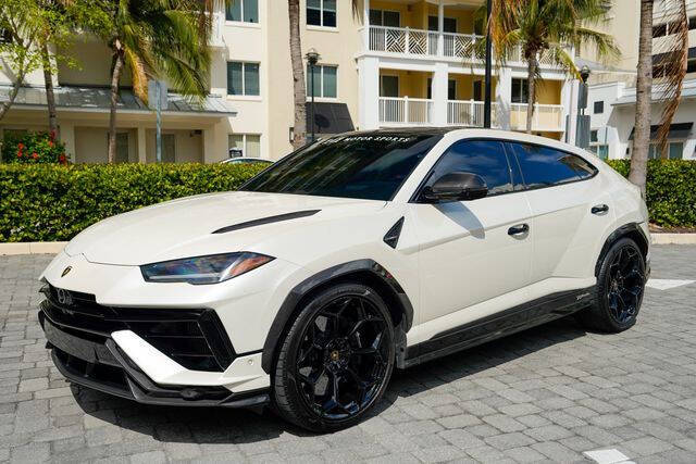 2023 Lamborghini Urus Performante