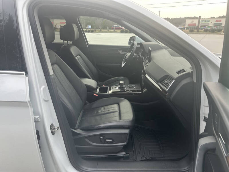 2019 Audi Q5 quattro Premium 45 TFSI