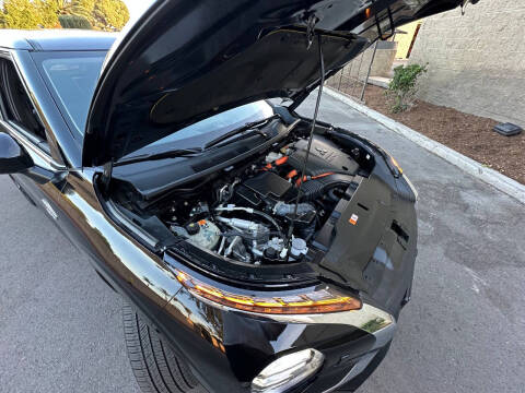 2023 Mitsubishi Outlander PHEV SE