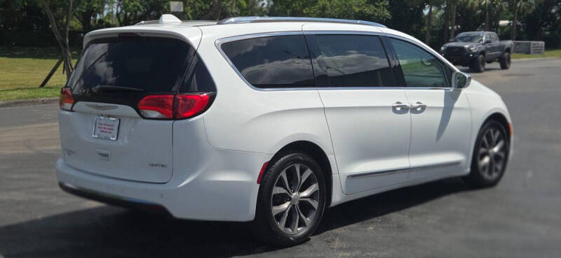 2017 Chrysler Pacifica Limited