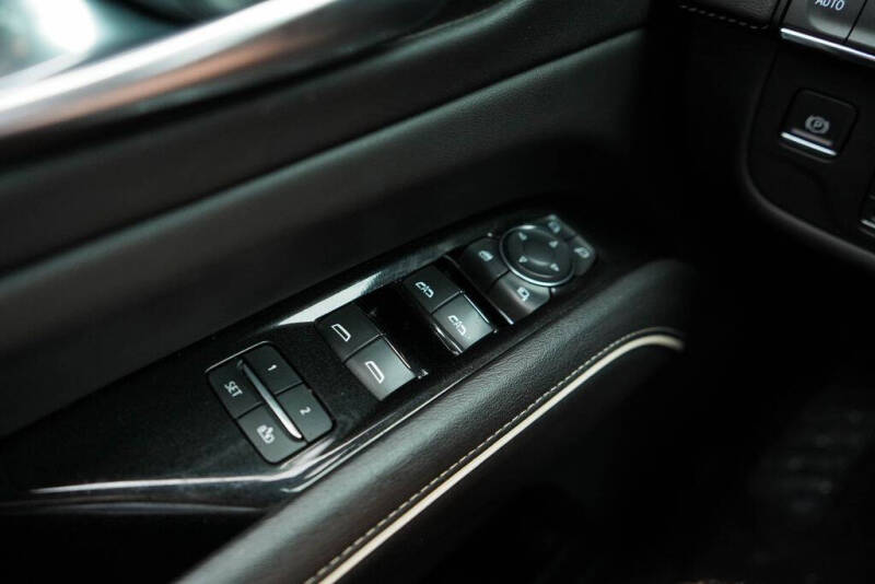 2023 Cadillac Escalade Sport
