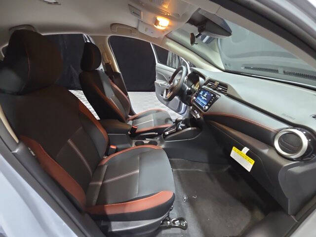 2025 Nissan Versa SR