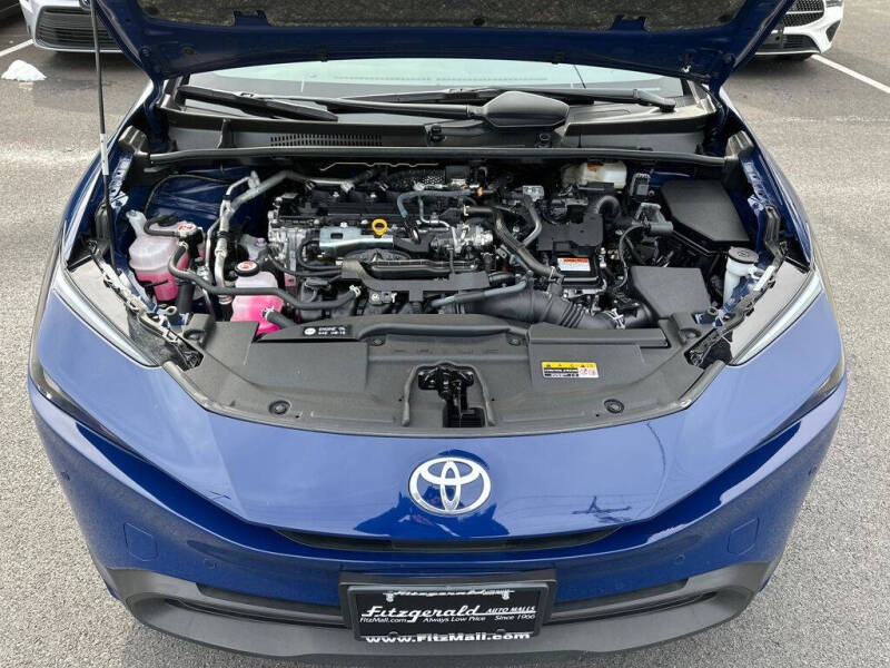 2025 Toyota Prius LE