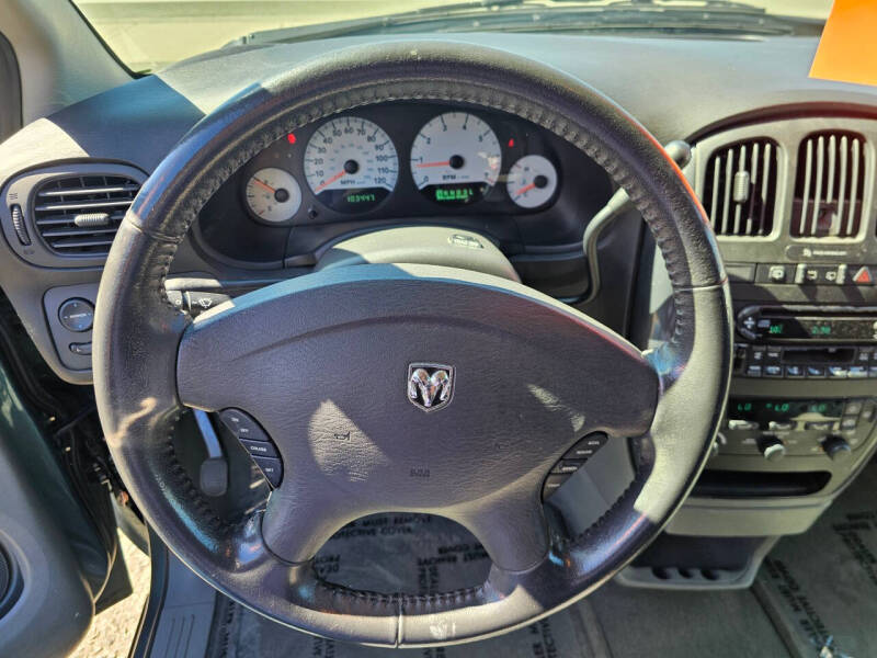 2005 Dodge Grand Caravan SXT