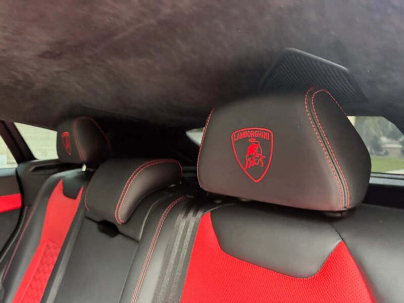 2019 Lamborghini Urus