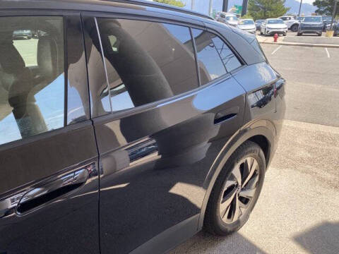 2023 Volkswagen ID.4 Pro
