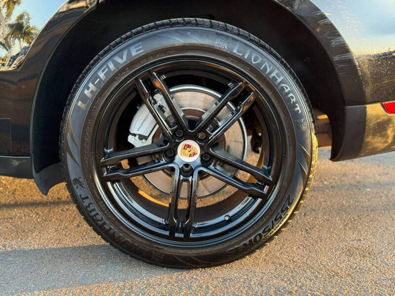2016 Porsche Macan S