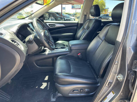 2020 Nissan Pathfinder SL