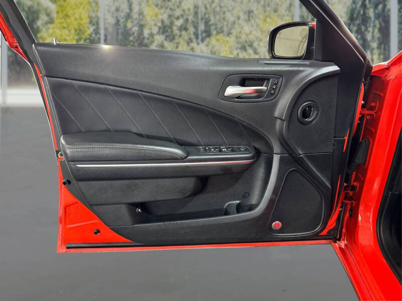 2016 Dodge Charger R/T