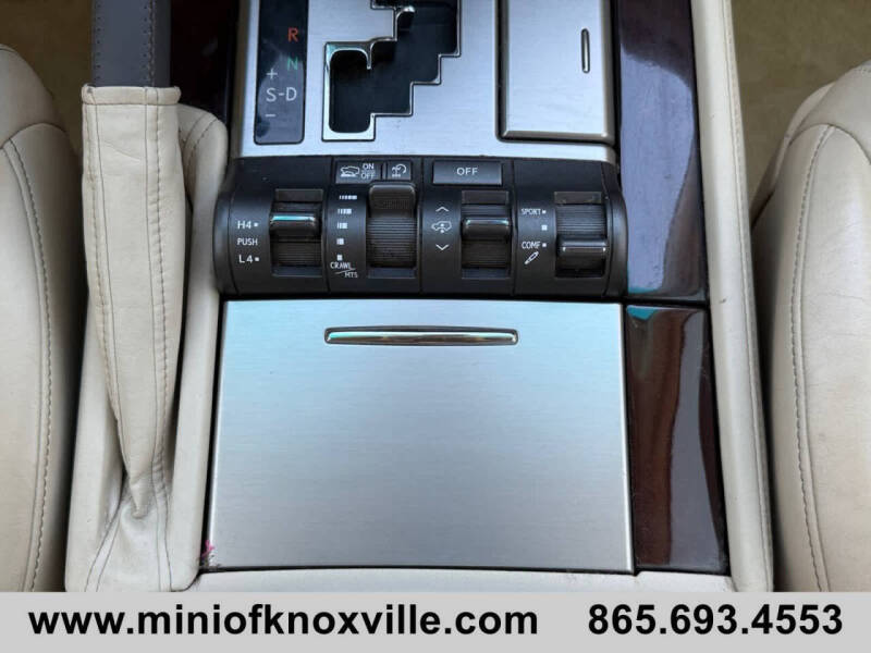 2014 Lexus LX 570