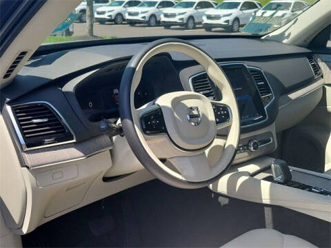 2024 Volvo XC90 B5 Plus Bright Theme