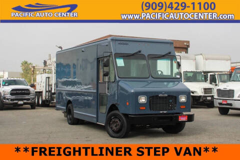 2020 Freightliner MT45 Chassis