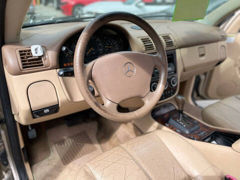 2002 Mercedes-Benz M-Class ML 320