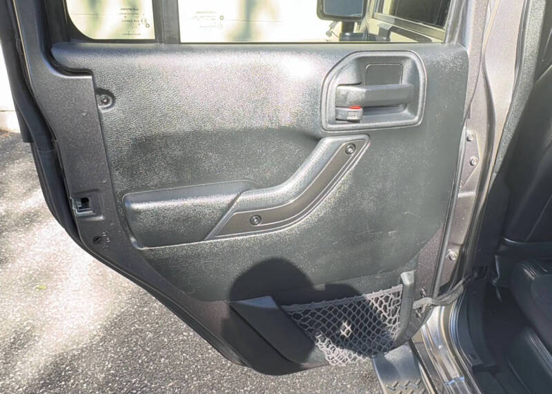 2017 Jeep Wrangler Unlimited Smoky Mountain