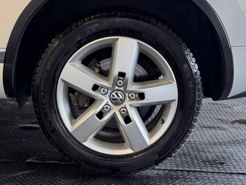 2012 Volkswagen Touareg