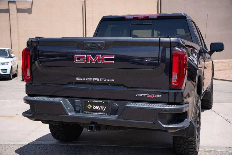 2023 GMC Sierra 1500 AT4X