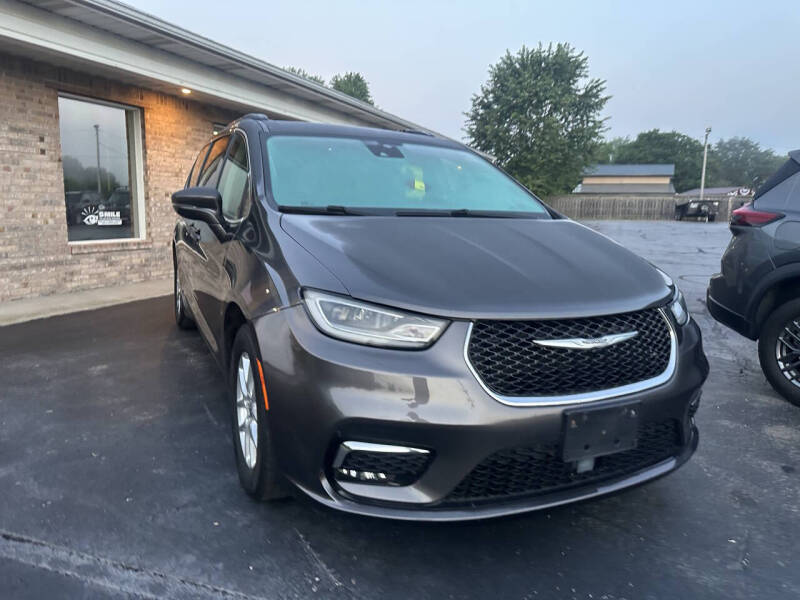 2022 Chrysler Pacifica Touring L
