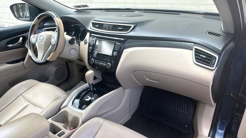 2015 Nissan Rogue SL