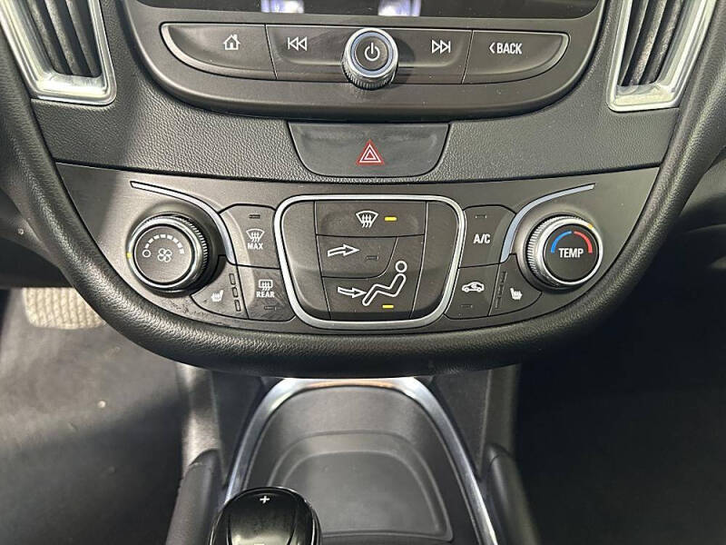 2017 Chevrolet Malibu LT