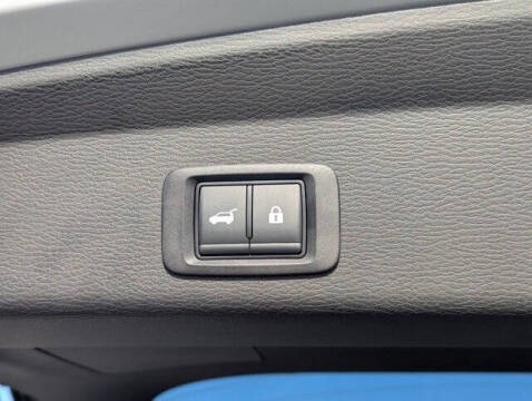 2025 Mitsubishi Outlander PHEV SE