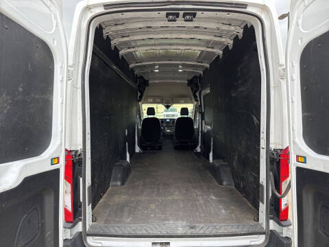 2023 Ford Transit 250