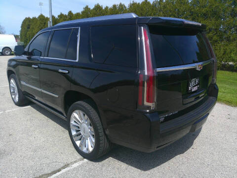 2016 Cadillac Escalade Platinum