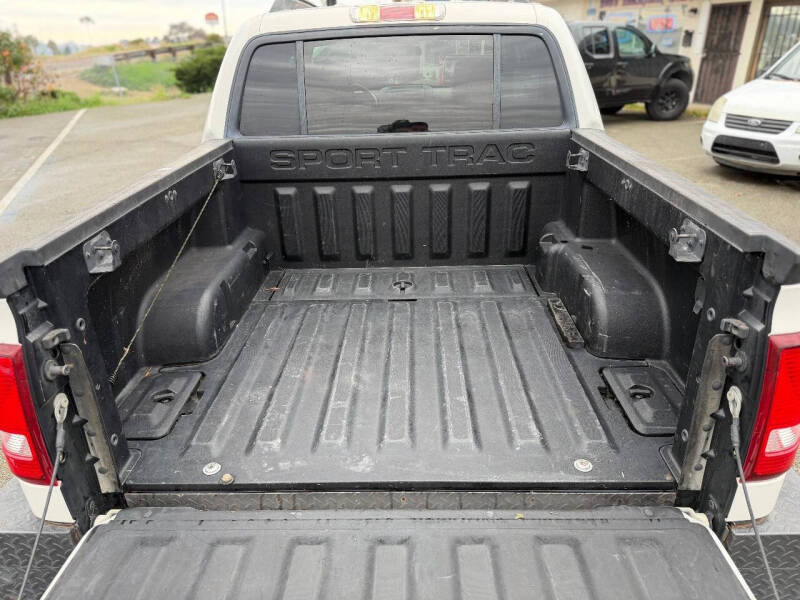 2009 Ford Explorer Sport Trac XLT