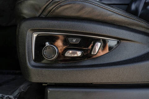 2016 Cadillac Escalade Platinum