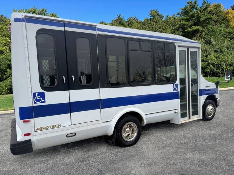 2014 Ford E-Series E-350 SD