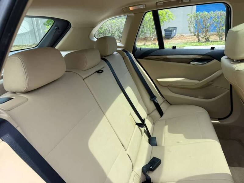 2015 BMW X1 sDrive28i