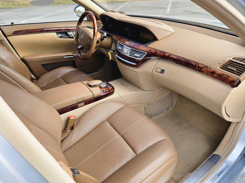 2008 Mercedes-Benz S-Class S 550