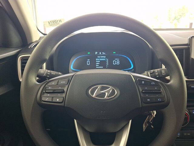 2026 Hyundai Venue SE