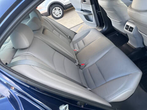 2017 Honda Accord EX-L w/Navi w/Honda Sensing