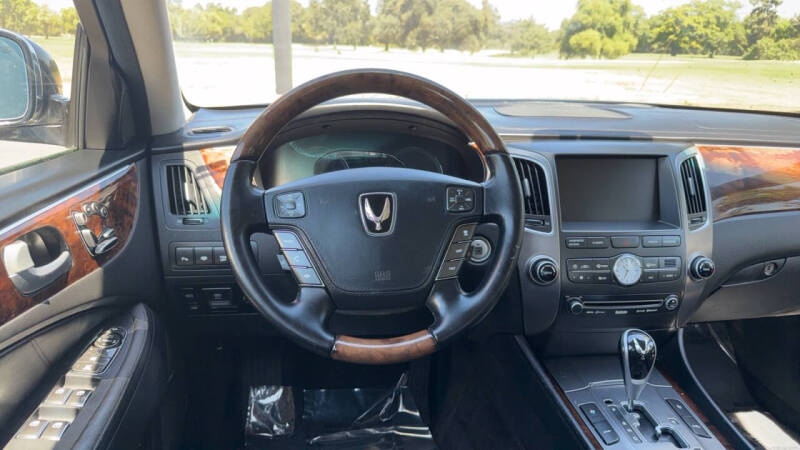 2012 Hyundai Equus Signature