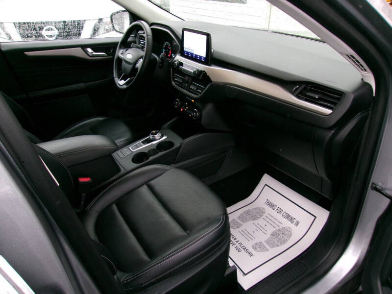 2021 Ford Escape SEL
