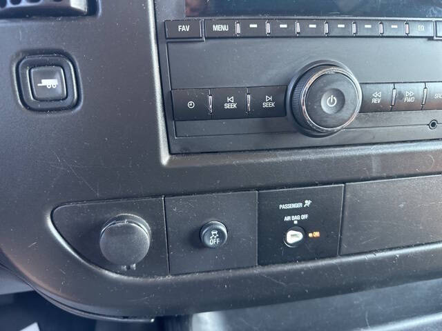 2023 GMC Savana 2500