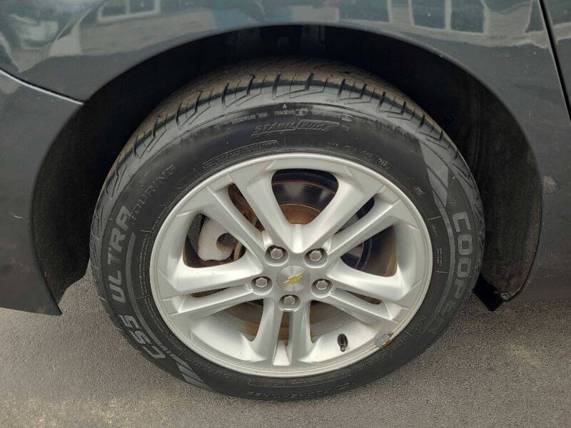 2017 Chevrolet Cruze LT Auto