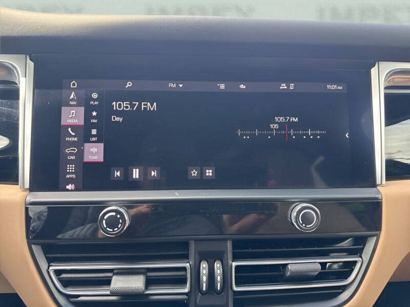2023 Porsche Macan S