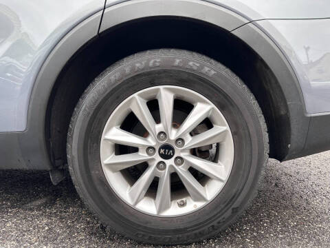 2020 Kia Sorento LX V6