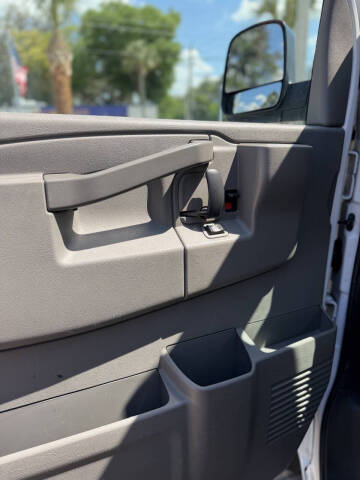 2020 Chevrolet Express 2500