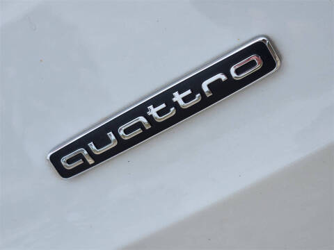 2022 Audi Q3 quattro S line Prem Plus 45 TFSI