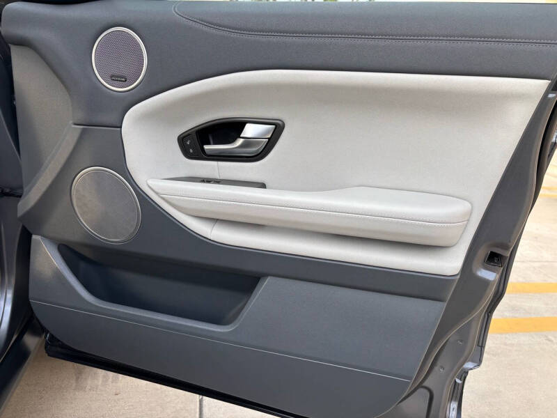 2016 Land Rover Range Rover Evoque SE