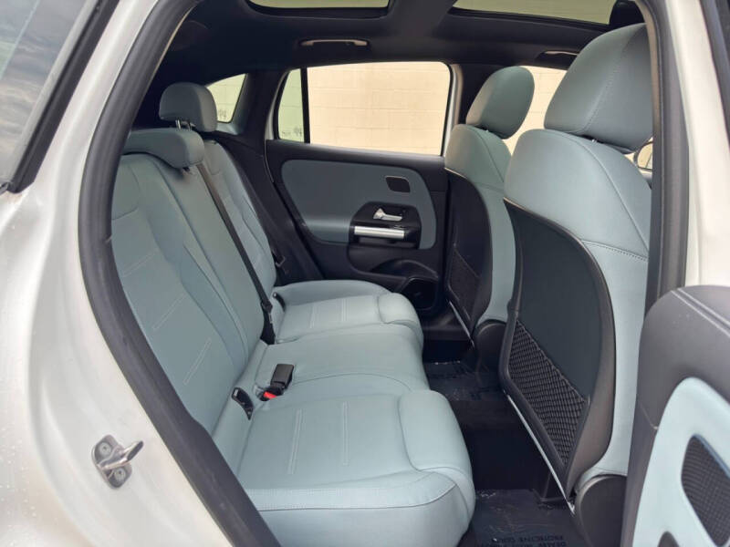 2025 Mercedes-Benz GLA AMG GLA 35