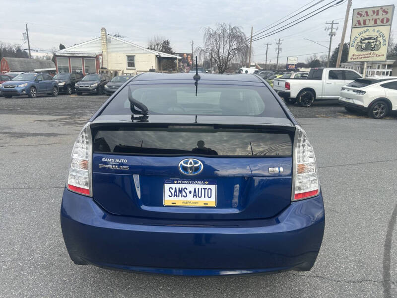 2011 Toyota Prius Two