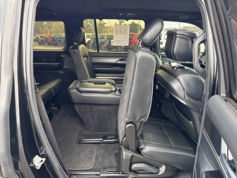 2022 Jeep Grand Wagoneer Series II