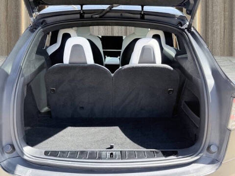 2022 Tesla Model X