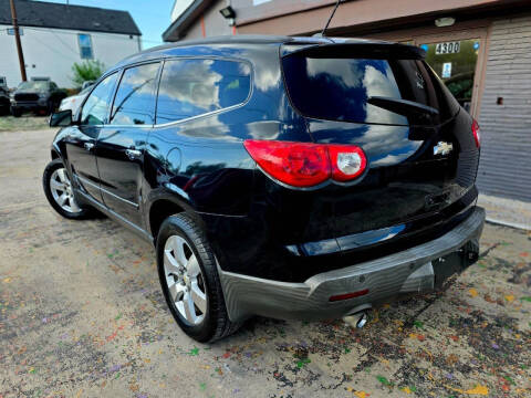 2011 Chevrolet Traverse LTZ