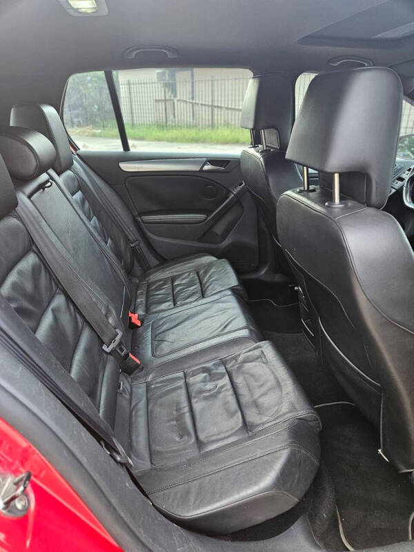 2012 Volkswagen Golf R 4Motion