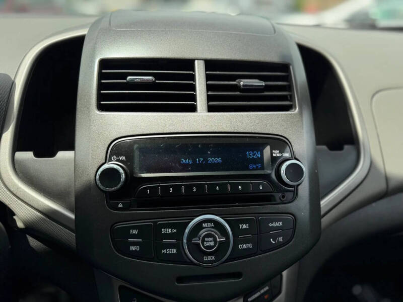 2015 Chevrolet Sonic LT Auto